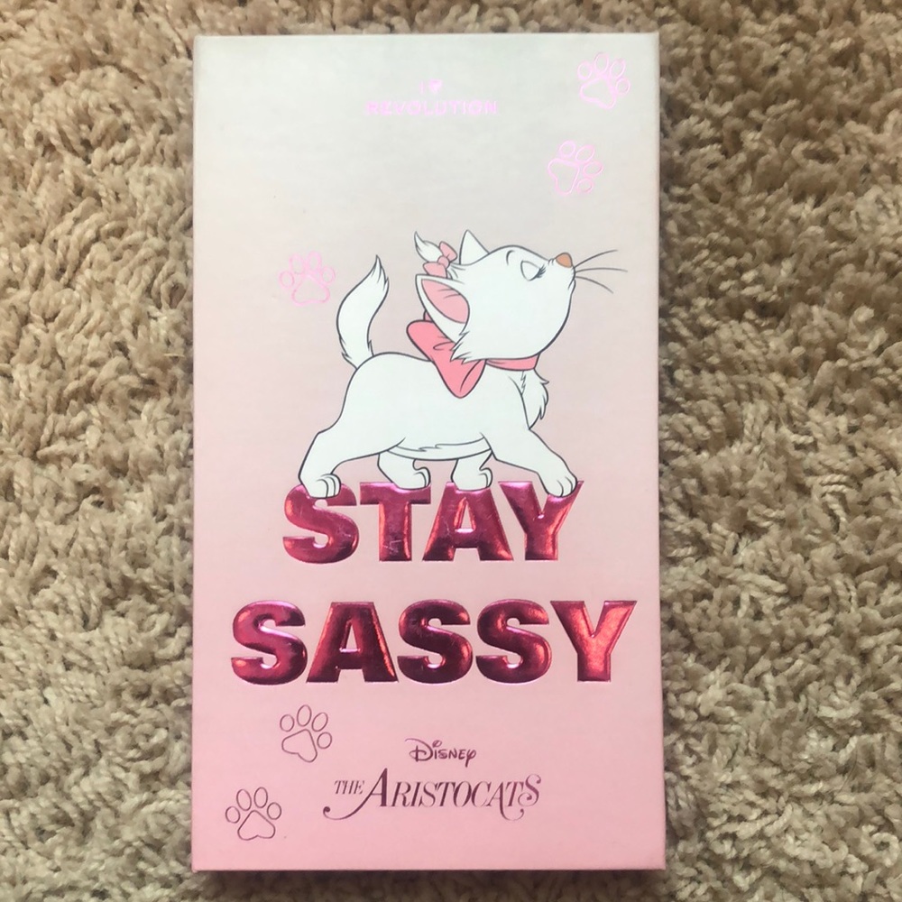 I HEART REVOLUTION X THE ARISTOCATS PALETTE